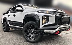Door Guard Side Protector Cover Cladding For Mitsubishi Triton MR 2021 2022 Door Guard Side Protector Cover Cladding For Mitsubishi Triton MR 2021 2022