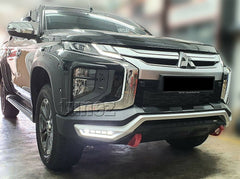 Matte Black Front Fog Light Lamp Cover Mitsubishi Triton MR 2019 2020 GSR GLS Matte Black Front Fog Light Lamp Cover Mitsubishi Triton MR 2019 2020 GSR GLS