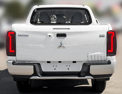 NEW Smoke Full LED Tail Lights Lamp Rear For Mitsubishi Triton MR 2020 2021 2022
