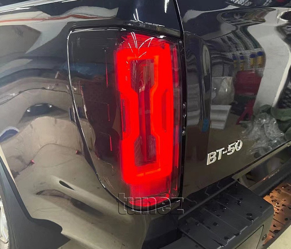 Smoke Animated Startup LED Tail Lights Lamp For Mazda BT-50 BT50 2020 2021 2022